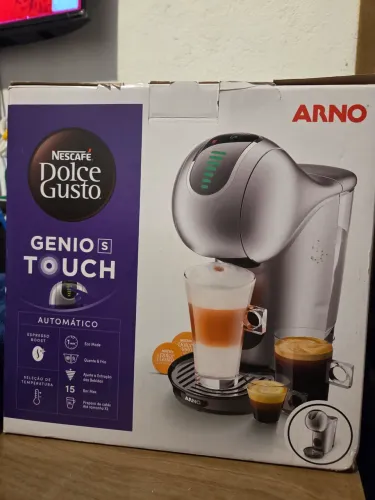 Cafeteira Arno Genio S Touch DGS4