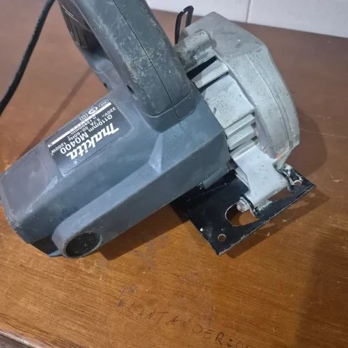 Makita M0400