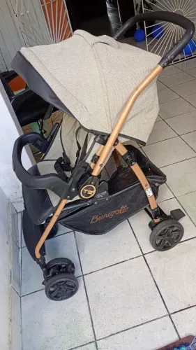 Carrinho de Bebê SEMINOVO