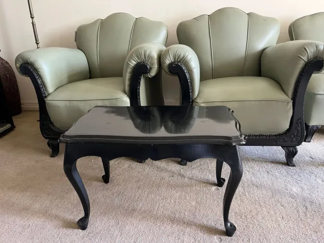 Para vender hoje ( Par de poltronas antigas)