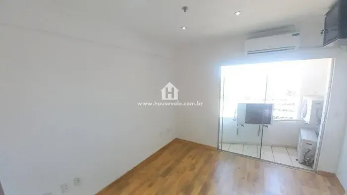 Oportunidade -Sala Comercial no Jardim Aquarius Em Frente o Carrefour