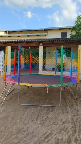 Cama elástica Pula-Pula 3,05m semi novo