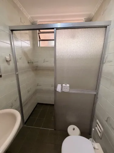 Box banheiro de alumínio 1,50 metros chuveiro