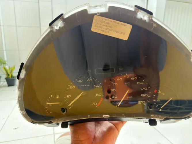 Painel de instrumentos Peugeot 206