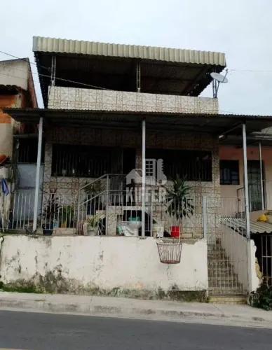 Casa com 5 quartos à venda, 150 m² por R$ 145.000 - Amendoeira - São Gonçalo/RJ