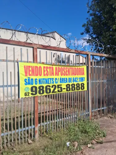 Vendo 6 kitnets com area de 842,11 m2 no Setor Santa Genoveva. Goiania Go.