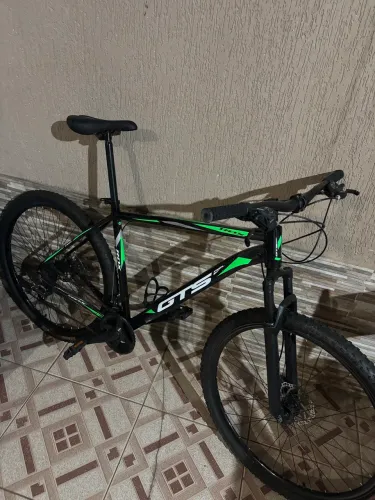 Bicicleta GTS Aro 29 Quadro 21 Freio a Disco