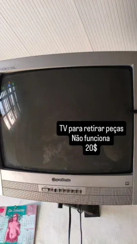 TV estragada não liga