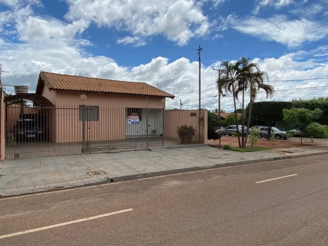 Casa para venda em Loteamento Monte Líbano com 2 quartos, 300m²