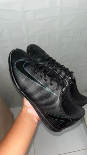 Nike Mercurial Futsal Club 38. Preta, super conservada e sem avarias! Aproveita! 
