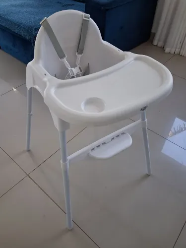 Cadeirinha de alimentação