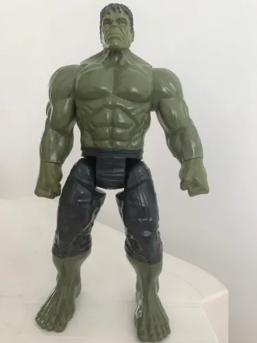Boneco hulk titan hero blast gear
