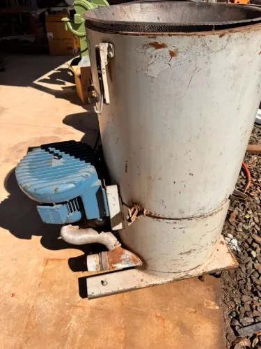 Secador estufa para plástico e torre de resfriamento