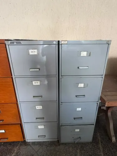 ARMÁRIO DE ARQUIVO PARA ESCRITÓRIO DE FERRO