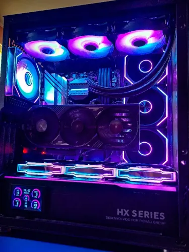PC AM5 RYZEN 7 5070TI 64GB RAM