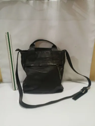 Bolsa preta couro legítimo via mia