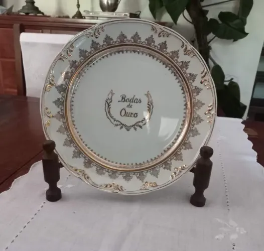 Prato de porcelana Schimdt -Diâmetro 25 cm lindo e muito antigo