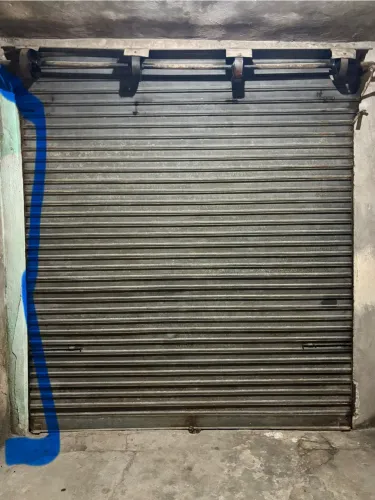Vendo porta de aço