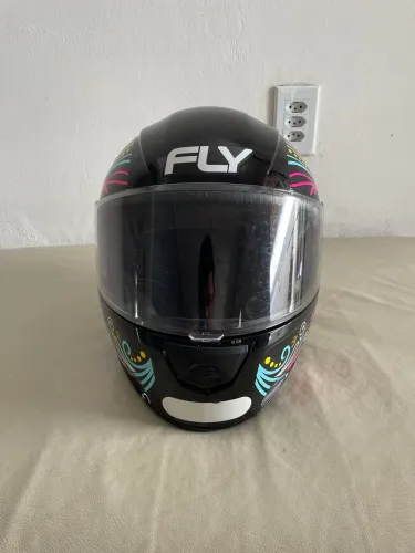 Vendo Capacete FLY 