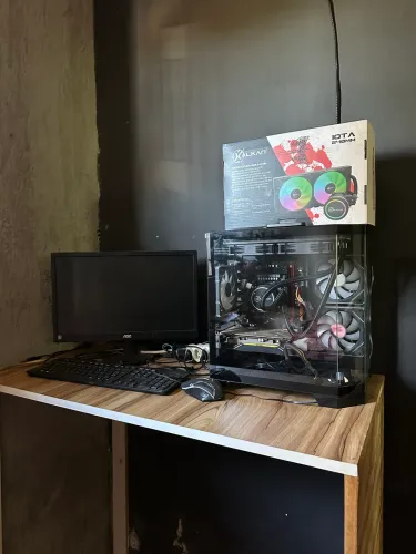 Pc Gamer com monitor