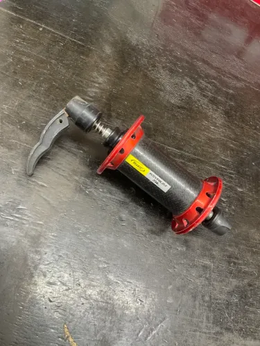 Cubo dianteiro mavic ksyrium sl 