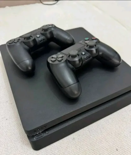 Playstation 4 Slim 1TB