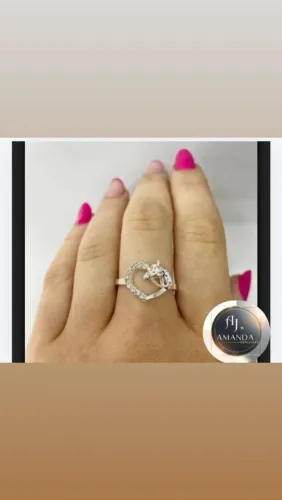 Semijoias com 3 anos de garantia 