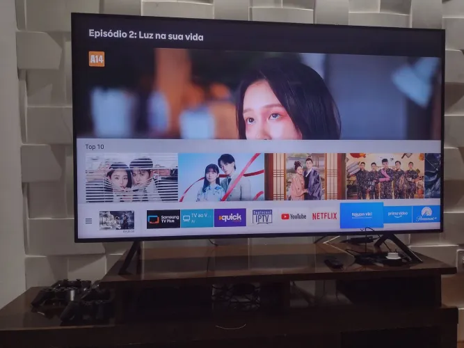 Vendo tv de 65 polegadas