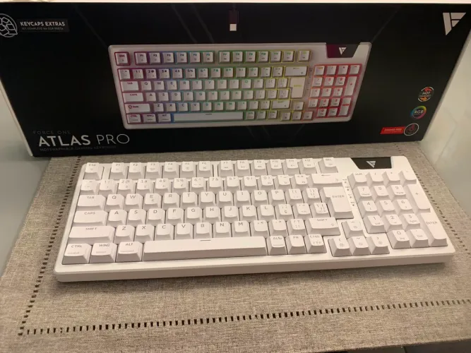 Teclado Mecânico Force One Atlas Pro Branco RGB Hot Swap