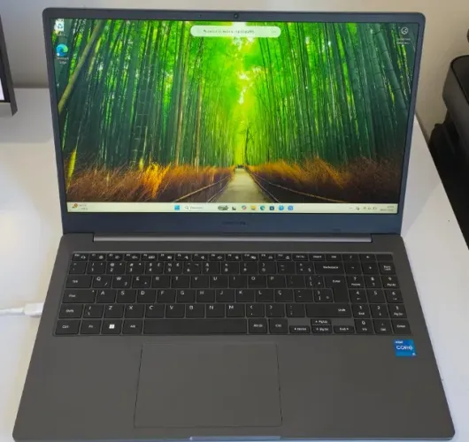 Notebook Galaxy Book2 NP550XED, Intel i5, 8Gb de ram, SSD Nvme 256Gb