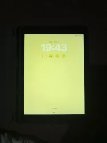 iPad 9ª Geração - 64 GB + Caneta