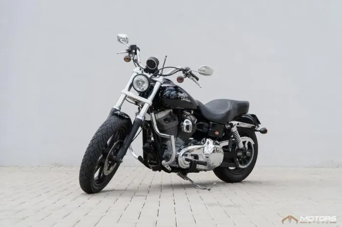HARLEY-DAVIDSON DYNA GLIDE SUPER GLIDE FXD 2010