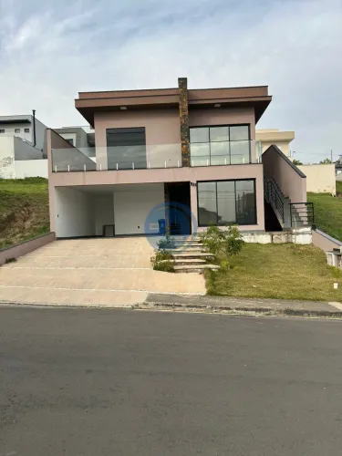 Sobrado à venda e locação em Indaiatuba - 3 suítes e área gourmet no Terra Magna