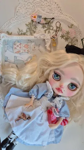 Blythe Alice no país das maravilhas custom