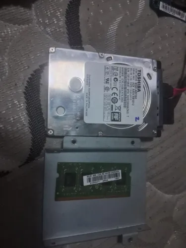 Kit Memória RAM 4GB DDR3 Notebook + HD 500GB Toshiba (Retirada/Peças)