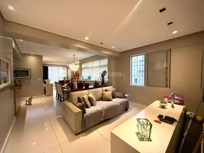 Apartamento à venda no bairro Coração de Jesus