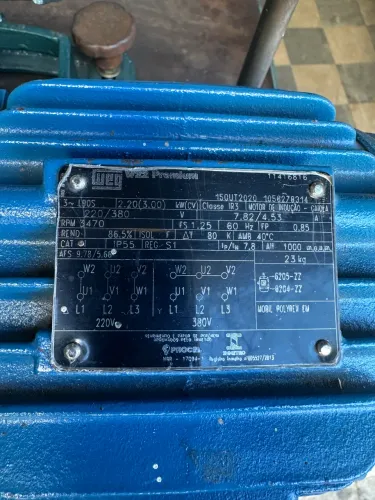 Motor Weg trifásico fechado 3 cv alta rotação