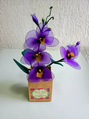 Arranjos artificiais de flores 
