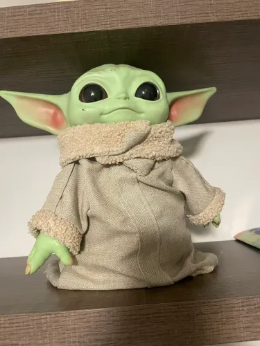 Pelúcia/boneco do baby yoda mandalorian