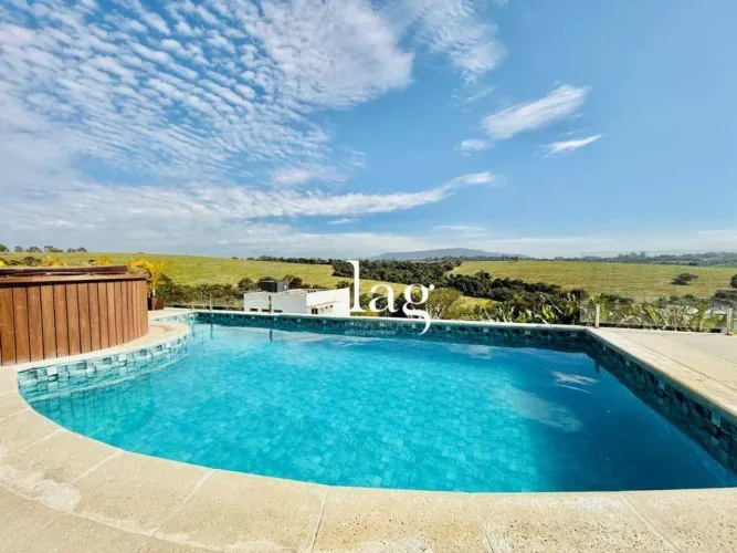 Casa com 4 quartos à venda, 320 m² - Residencial Village Ipanema 1 - Araçoiaba da Serra/SP