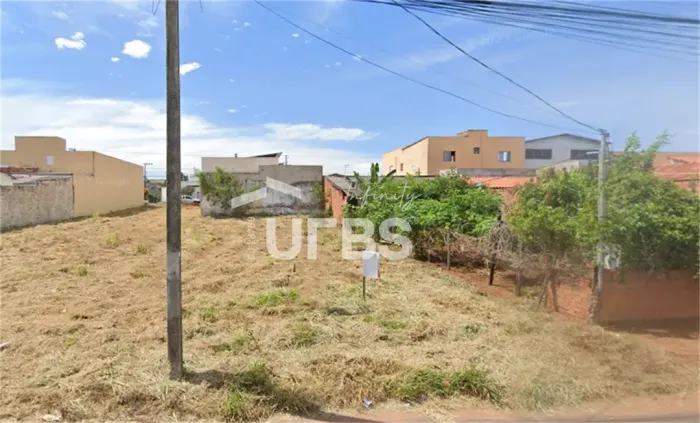 Terreno com 300m² à venda no bairro Shopping Park