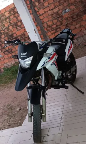 XRE 300
