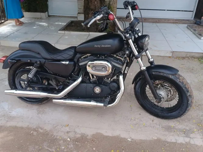 Harley Davidson xl 1200 custom Cb limited
