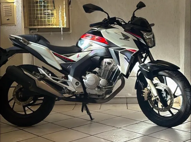 Honda cb twister