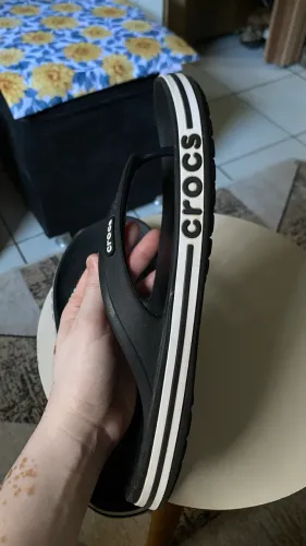 Chinelo Crocs original 