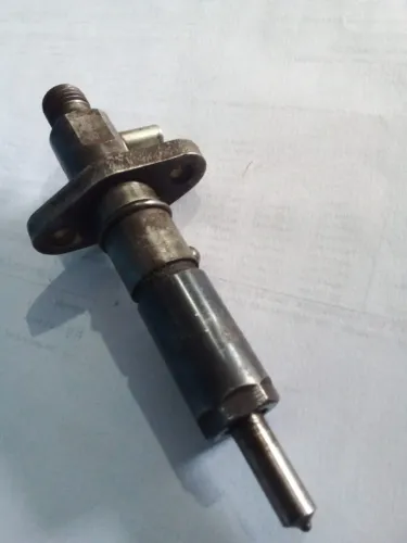 BICO COMPLETO DO MOTOR BRANCO DE 10CV A DIESEL.
