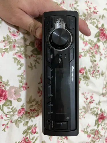 Pioneer MVH-S218bt