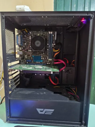 PC Gamer Entrada com SSD e 12GB RAM - Ótimo Estado