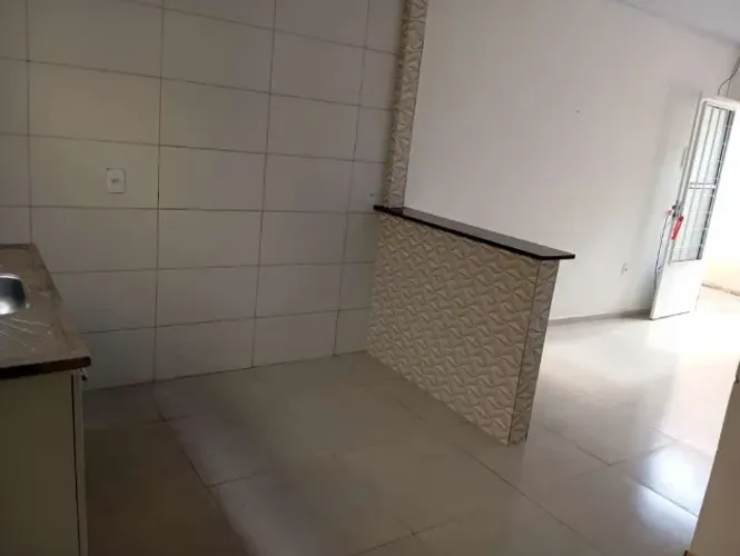 Vendo ou troco 5 apartamentos por motivo de viagem 220 mil