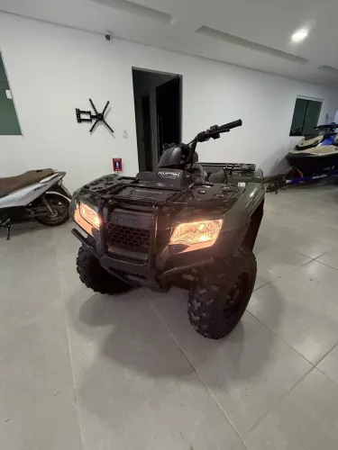 Quadriciclo Honda 2026 em ótimo estado 
